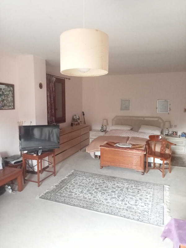 Maison - 275 m² - 9 pièces