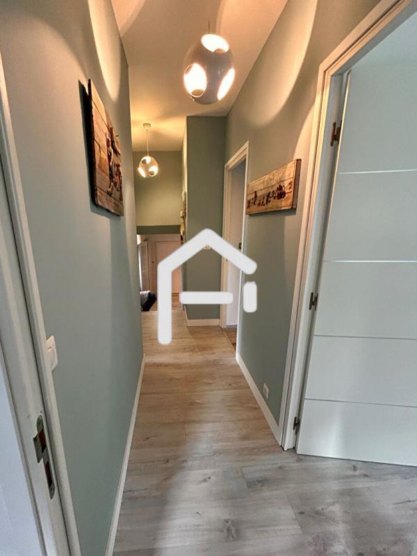 Villa - 284 m² - 7 pièces