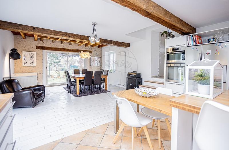 Maison - 188 m² - 6 pièces