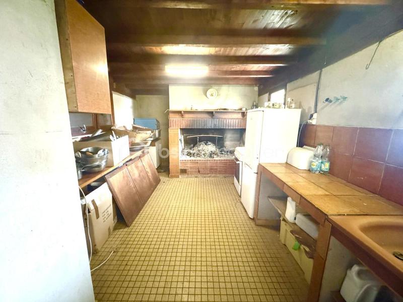 Maison ancienne - 202 m² - 9 pièces