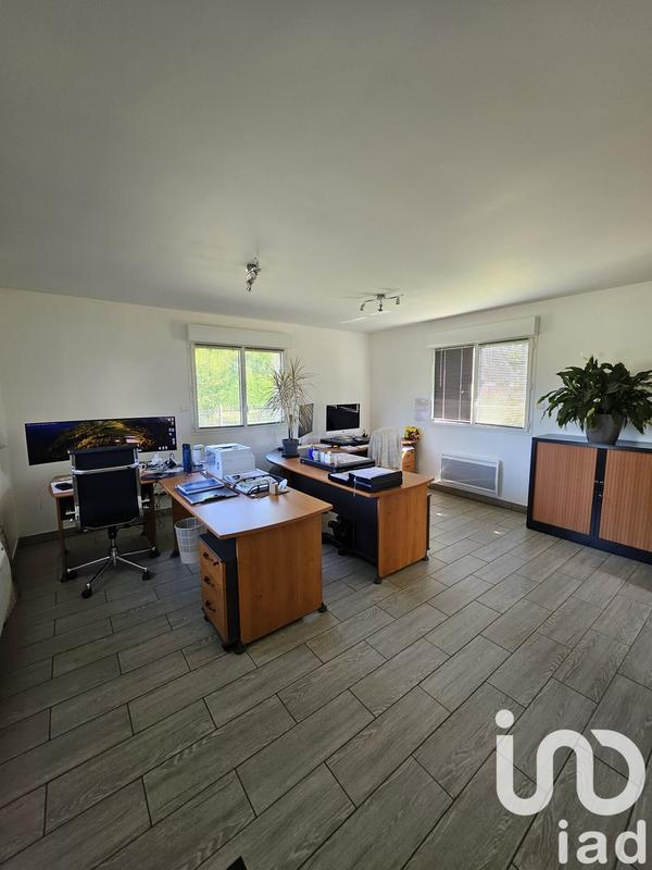 Maison - 224 m² - 7 pièces