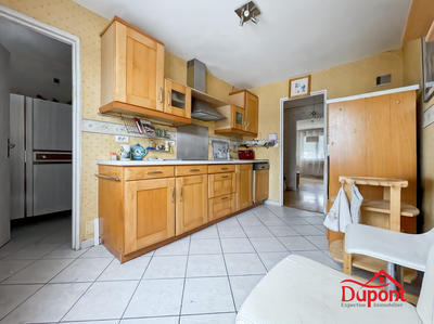 Appartement - 93 m² - 5 pièces