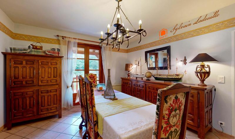 Maison - 142 m² - 5 pièces