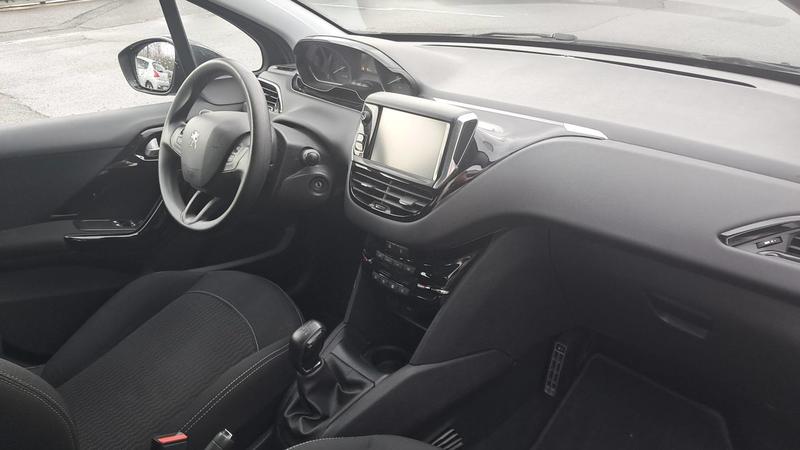 Peugeot 208 1.2 PureTech 82 Allure
