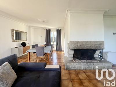 Maison - 197 m² - 10 pièces