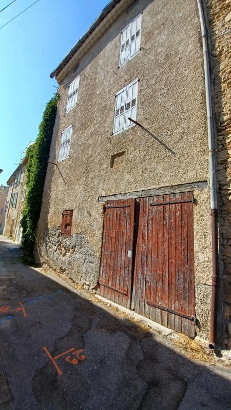 Immeuble - 135 m² - 6 pièces