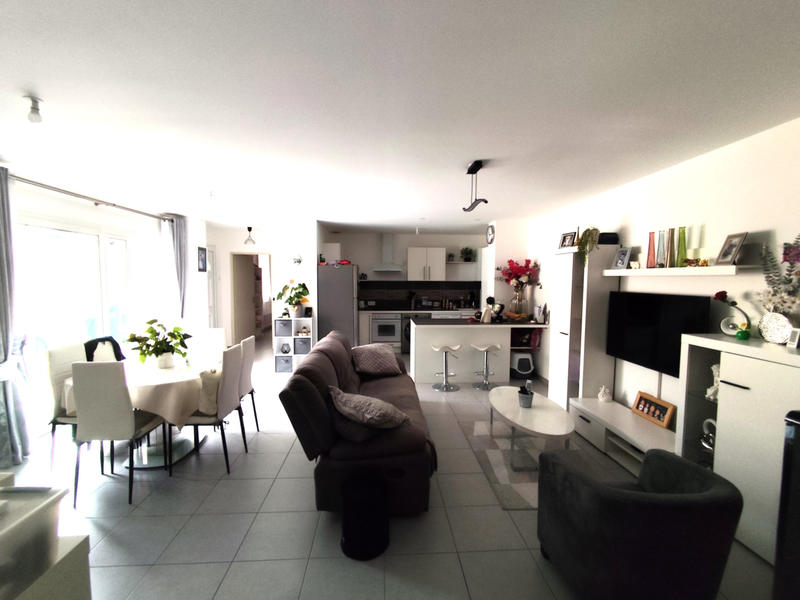 Appartement - 95 m² - 4 pièces