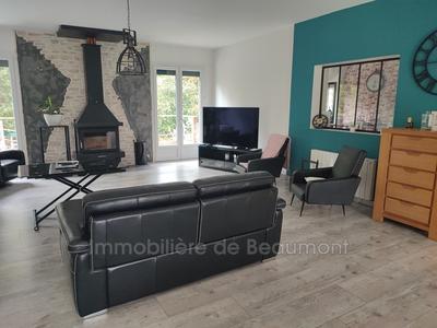 Maison - 260 m² - 7 pièces