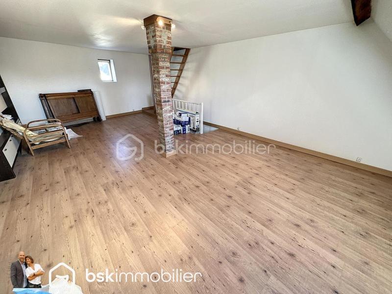 Maison - 212 m² - 7 pièces