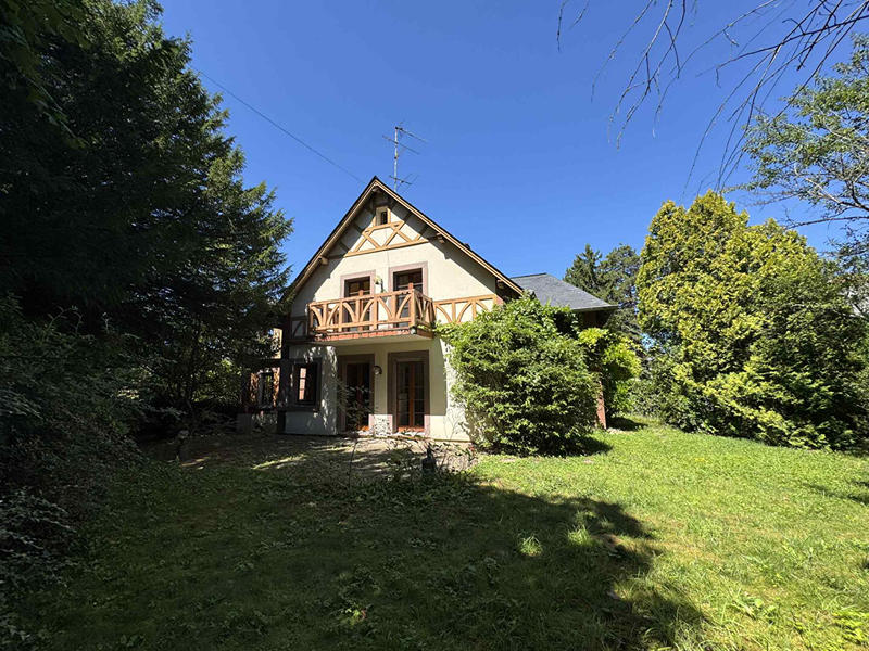 Maison - 193 m² - 7 pièces