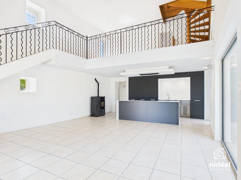 Mas - 166 m² - 7 pièces