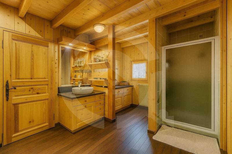 Châlet - 265 m² - 15 pièces