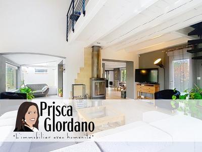 Maison - 200 m² - 5 pièces