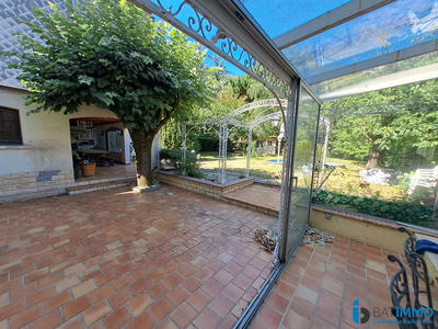 Maison - 200 m² - 10 pièces