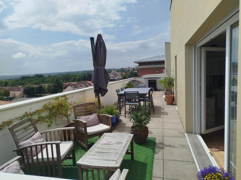 Appartement - 96 m² - 6 pièces