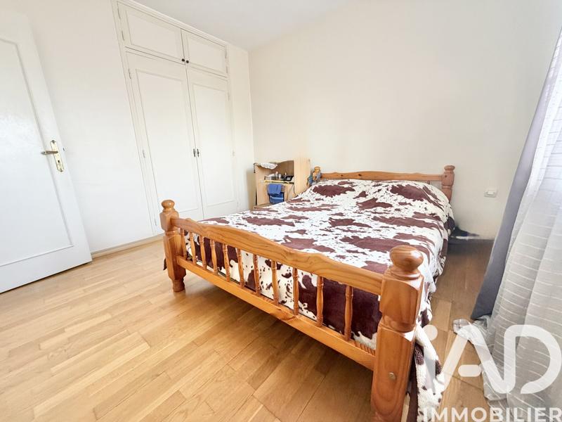 Maison - 94 m² - 5 pièces