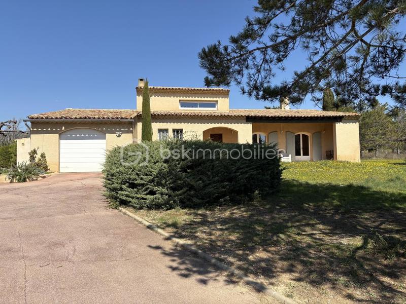 Villa - 180 m² - 7 pièces