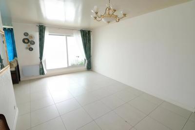 Appartement - 110 m² - 4 pièces