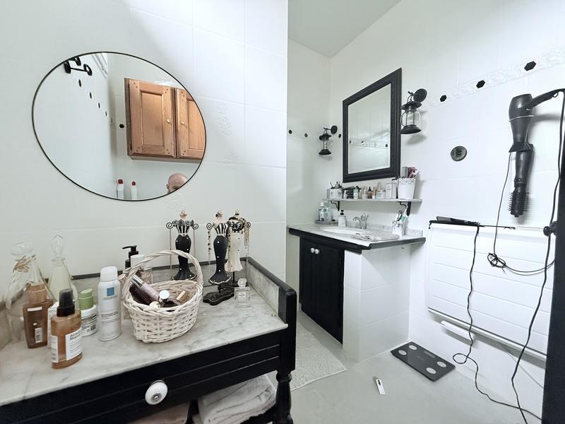 Maison de ville - 76 m² - 4 pièces