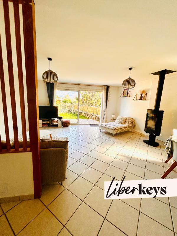 Maison - 90 m² - 4 pièces