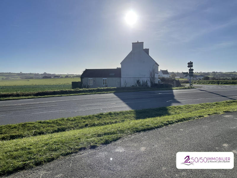 Maison - 184 m² - 9 pièces