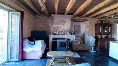 Maison - 80 m² - 5 pièces