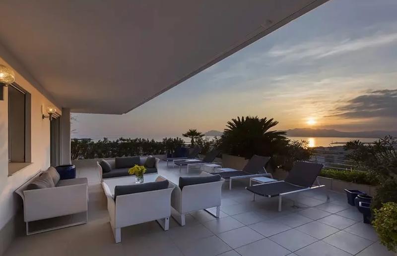 Appartement - 163 m² - 5 pièces