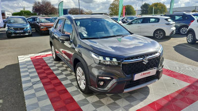 Suzuki s-cross 1.5 Dualjet Hybrid Auto Privilege