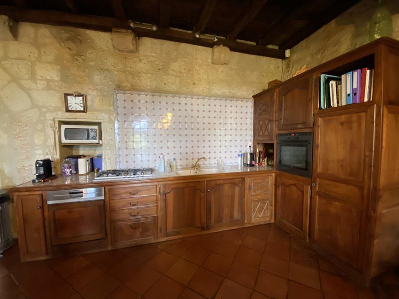 Maison - 365 m² - 8 pièces