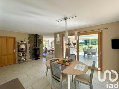 Maison de maîtres - 192 m² - 9 pièces