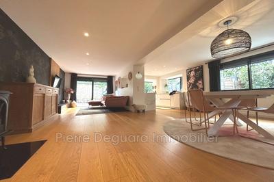 Maison - 155 m² - 5 pièces