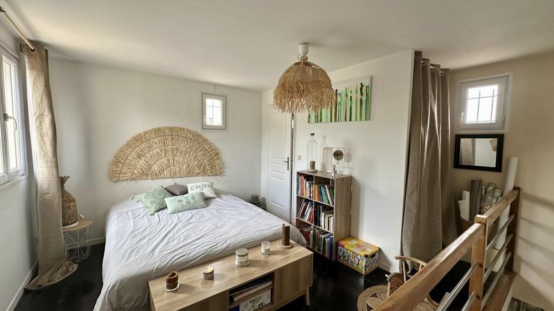 Maison - 200 m² - 8 pièces