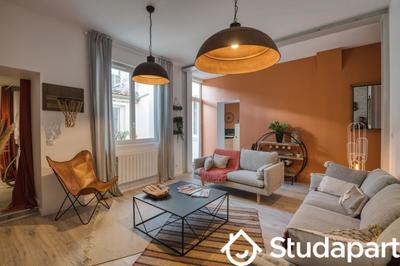 Chambre - 11 m² - 1 pièce