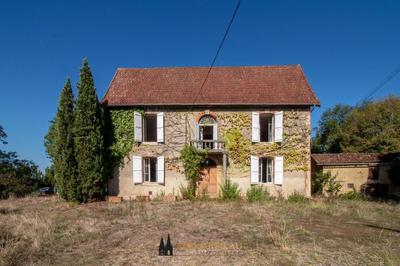 Propriété - 550 m² - 19 pièces