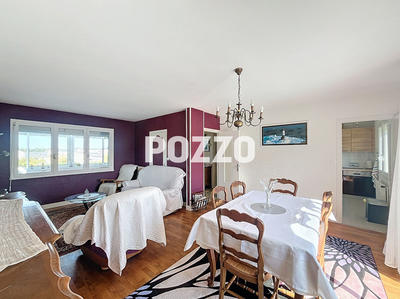 Maison - 95 m² - 4 pièces