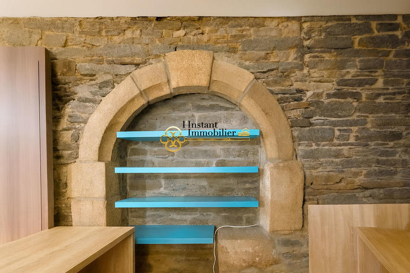 Local d'activités - 176 m²