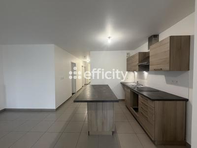 Appartement - 87 m² - 4 pièces