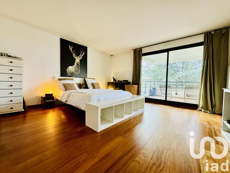 Appartement - 145 m² - 7 pièces