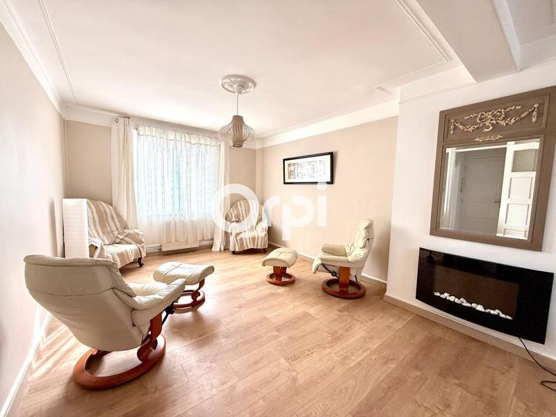 Maison - 115 m² - 6 pièces