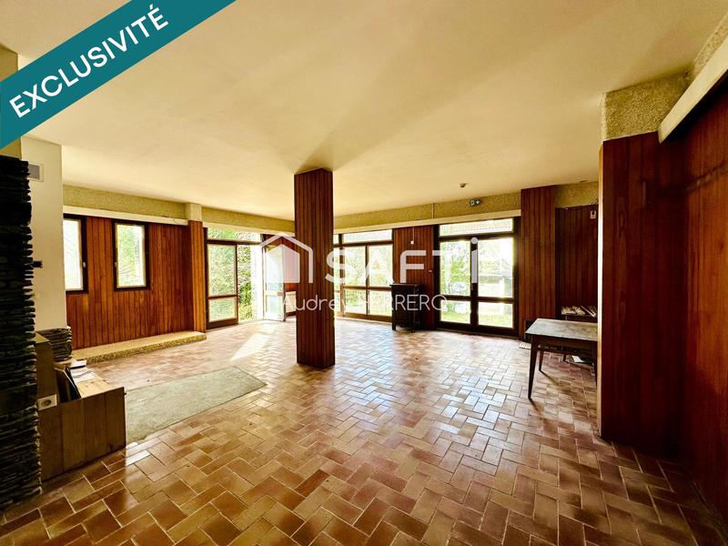 Local commercial - 500 m² - 18 pièces