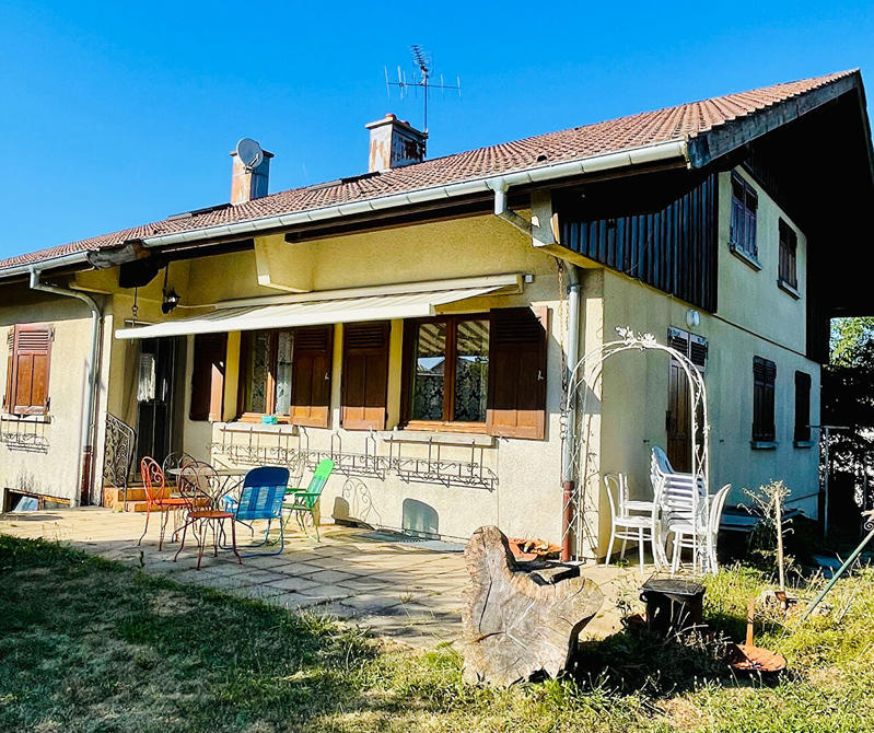 Maison - 195 m² - 7 pièces