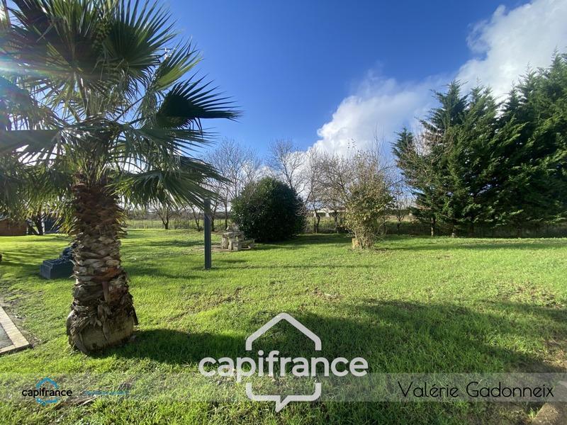 Local commercial - 143 m² - 5 pièces