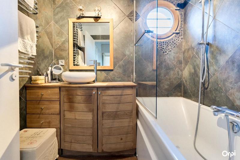 Appartement - 81 m² - 4 pièces