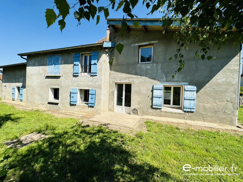 Maison - 261 m² - 9 pièces