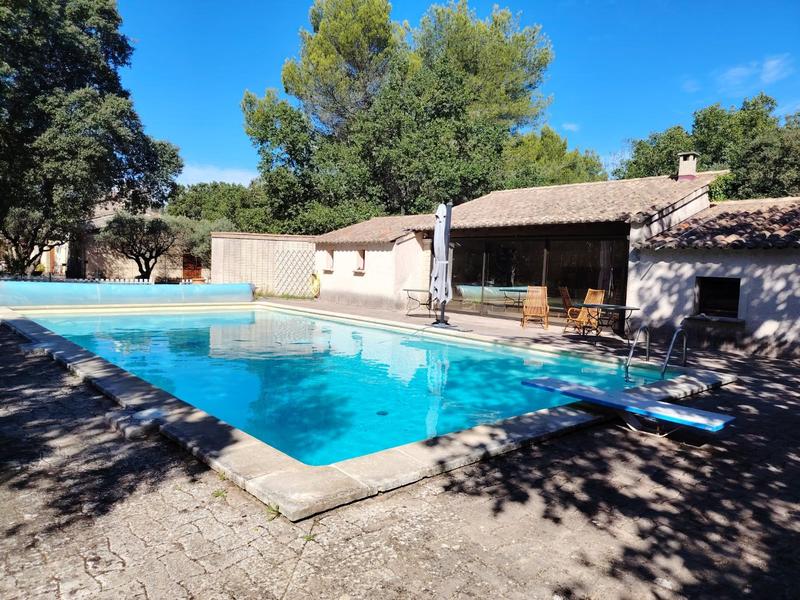 Maison - 222 m² - 7 pièces