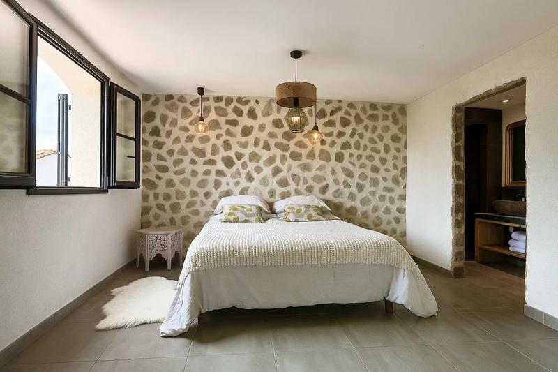 Maison - 190 m² - 8 pièces