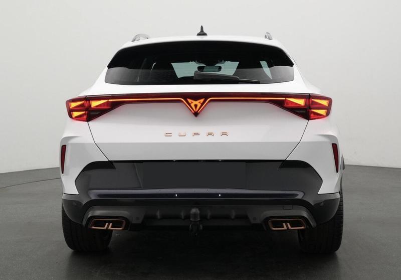 Cupra Formentor Vz 272 Hybride Rechargeable / Matrix Led Attache Remorque Regulateur de Distance Sennheiser Coffre Elec Sieges