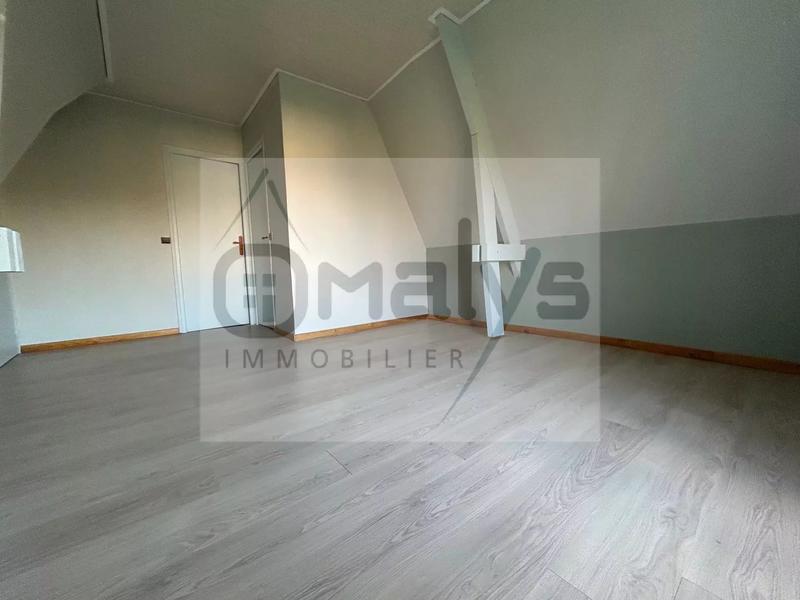 Maison - 180 m² - 7 pièces