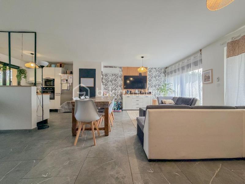 Maison - 100 m² - 4 pièces