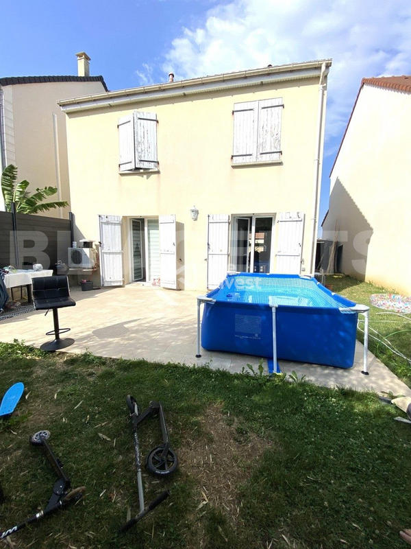 Maison - 110 m² - 5 pièces